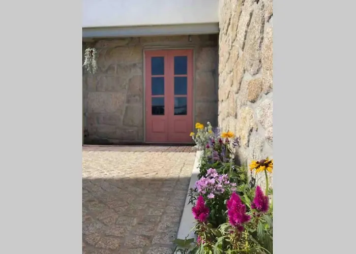 Porto-Braga Family Country House